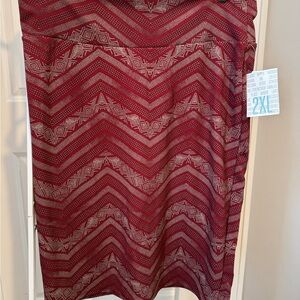 Stretchy NWT LuLaRoe Red and White Geometric Skirt